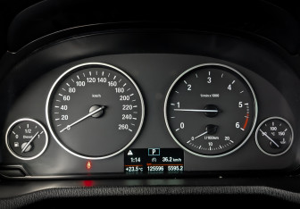 Подержанный автомобиль BMW X4 2018 года (13 фото)