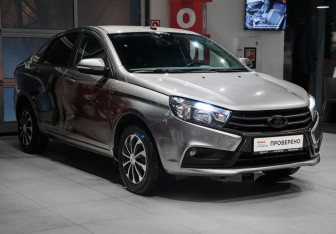 Подержанный автомобиль LADA (ВАЗ) Vesta Sedan 2019 года (3 фото)