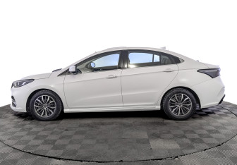 Подержанный автомобиль Omoda S5 2023 года (8 фото)