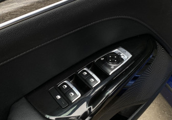Подержанный автомобиль Kia K5 2021 года (21 фото)