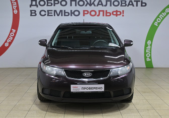 Подержанный автомобиль Kia Cerato Sedan 2010 года (2 фото)