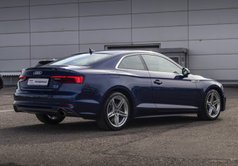 Подержанный автомобиль Audi A5 Coupe 2016 года (6 фото)