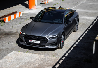 Подержанный автомобиль Audi A7 2018 года (20 фото)
