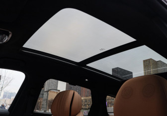 Подержанный автомобиль Jaecoo J8 2024 года (11 фото)