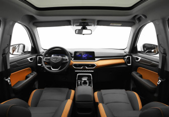 Подержанный автомобиль Kaiyi X3 Pro 2024 года (7 фото)