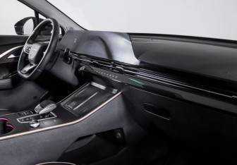 Подержанный автомобиль Omoda C5 2024 года (9 фото)