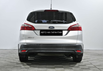 Подержанный автомобиль Ford Focus Wagon 2014 года (4 фото)
