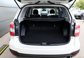 Подержанный автомобиль Subaru Forester Suv 2014 года (9 фото)