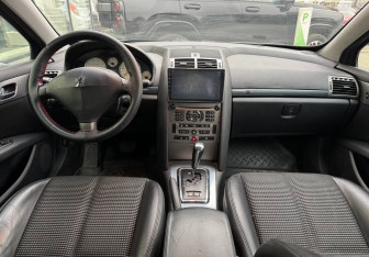 Подержанный автомобиль Peugeot 407 Sedan 2005 года (9 фото)