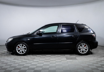 Подержанный автомобиль Mazda 3 Hatchback 2007 года (8 фото)