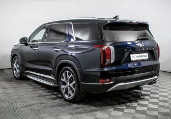 Подержанный автомобиль Hyundai Palisade 2019 года (7 фото)
