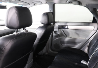Подержанный автомобиль Chevrolet Lacetti Sedan 2008 года (8 фото)