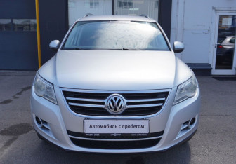 Подержанный автомобиль Volkswagen Tiguan 2010 года (2 фото)