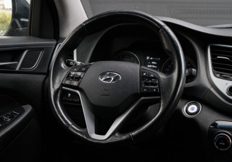 Подержанный автомобиль Hyundai Tucson 2018 года (11 фото)