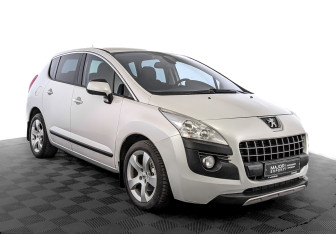 Подержанный автомобиль Peugeot 3008 2013 года (3 фото)