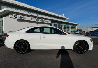 Подержанный автомобиль Audi A5 Coupe 2016 года (4 фото)
