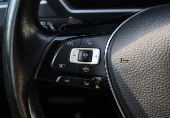 Подержанный автомобиль Volkswagen Tiguan 2019 года (26 фото)