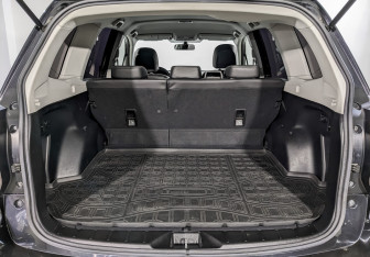 Подержанный автомобиль Subaru Forester Suv 2013 года (10 фото)