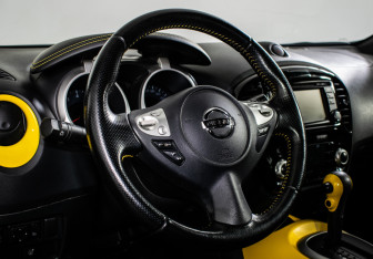 Подержанный автомобиль Nissan Juke 2014 года (13 фото)