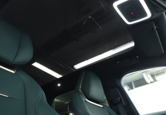 Подержанный автомобиль Zeekr X 2023 года (18 фото)