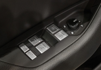 Подержанный автомобиль Audi A6 Sedan 2024 года (15 фото)