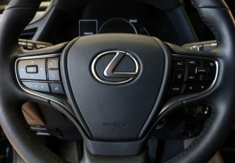 Новый Lexus ES 2025 (13 фото)