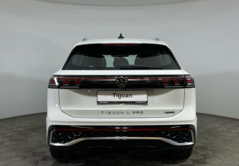 Новый Volkswagen Tiguan 2025 (4 фото)