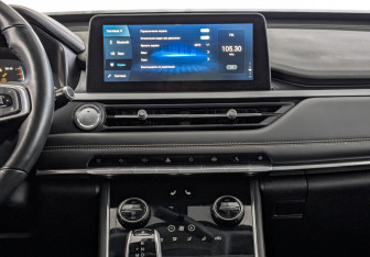 Подержанный автомобиль Chery Tiggo 8 2022 года (17 фото)