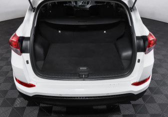 Подержанный автомобиль Hyundai Tucson 2017 года (10 фото)