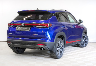 Подержанный автомобиль Changan CS35PLUS 2022 года (5 фото)