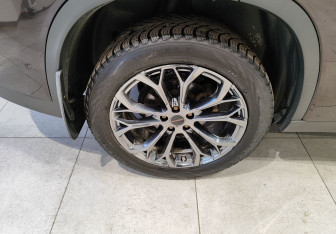 Подержанный автомобиль Exeed TXL 2020 года (12 фото)