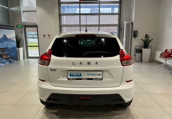 Подержанный автомобиль LADA (ВАЗ) XRAY 2016 года (5 фото)
