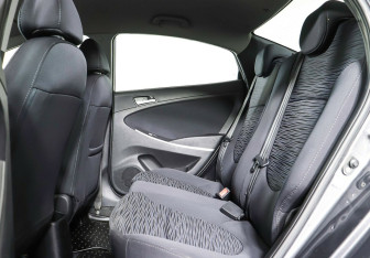 Подержанный автомобиль Hyundai Solaris Sedan 2014 года (21 фото)