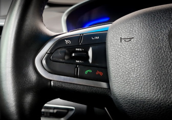 Подержанный автомобиль Geely Coolray 2022 года (25 фото)