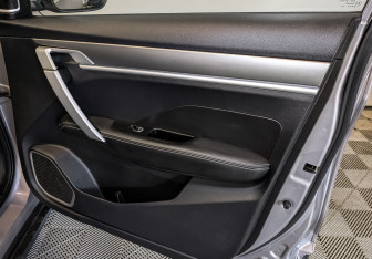 Подержанный автомобиль Geely Coolray 2023 года (23 фото)