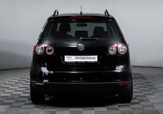 Подержанный автомобиль Volkswagen Golf Plus 2008 года (6 фото)