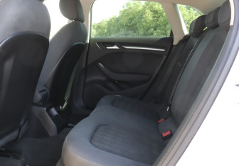 Подержанный автомобиль Audi A3 Hatchback 2013 года (10 фото)