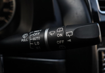 Подержанный автомобиль DW Hower H3 2018 года (17 фото)