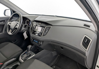 Подержанный автомобиль Hyundai Creta 2020 года (11 фото)