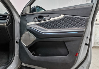 Подержанный автомобиль Exeed TXL 2022 года (23 фото)