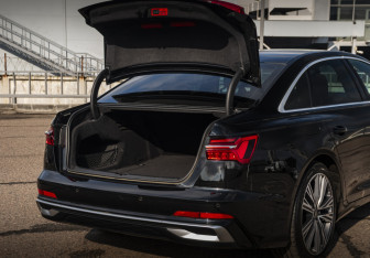 Подержанный автомобиль Audi A6 Sedan 2024 года (28 фото)
