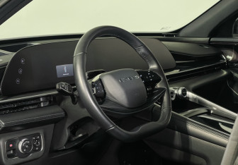 Подержанный автомобиль Exeed RX 2023 года (13 фото)