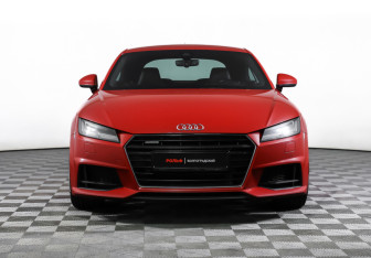 Подержанный автомобиль Audi TT Coupe 2015 года (2 фото)