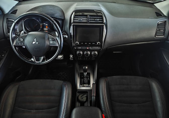 Подержанный автомобиль Mitsubishi ASX 2021 года (9 фото)