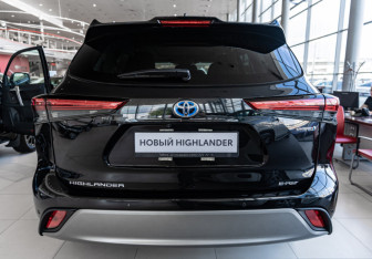 Новый Toyota Highlander 2025 (5 фото)