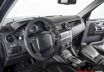 Подержанный автомобиль Land Rover Discovery 2013 года (17 фото)