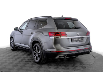 Подержанный автомобиль Volkswagen Teramont 2021 года (7 фото)