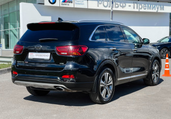 Подержанный автомобиль Kia Sorento 2019 года (5 фото)