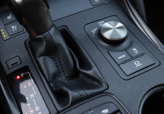 Подержанный автомобиль Lexus IS Sedan 2021 года (26 фото)