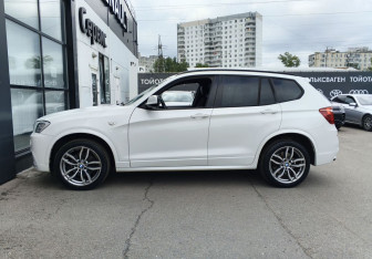 Подержанный автомобиль BMW X3 2012 года (8 фото)
